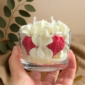 Bougie gourmande : Fraise des bois 120g